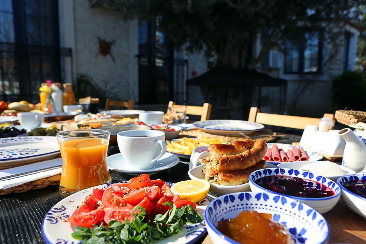 Alacati Albatross Hotel Bagian luar foto