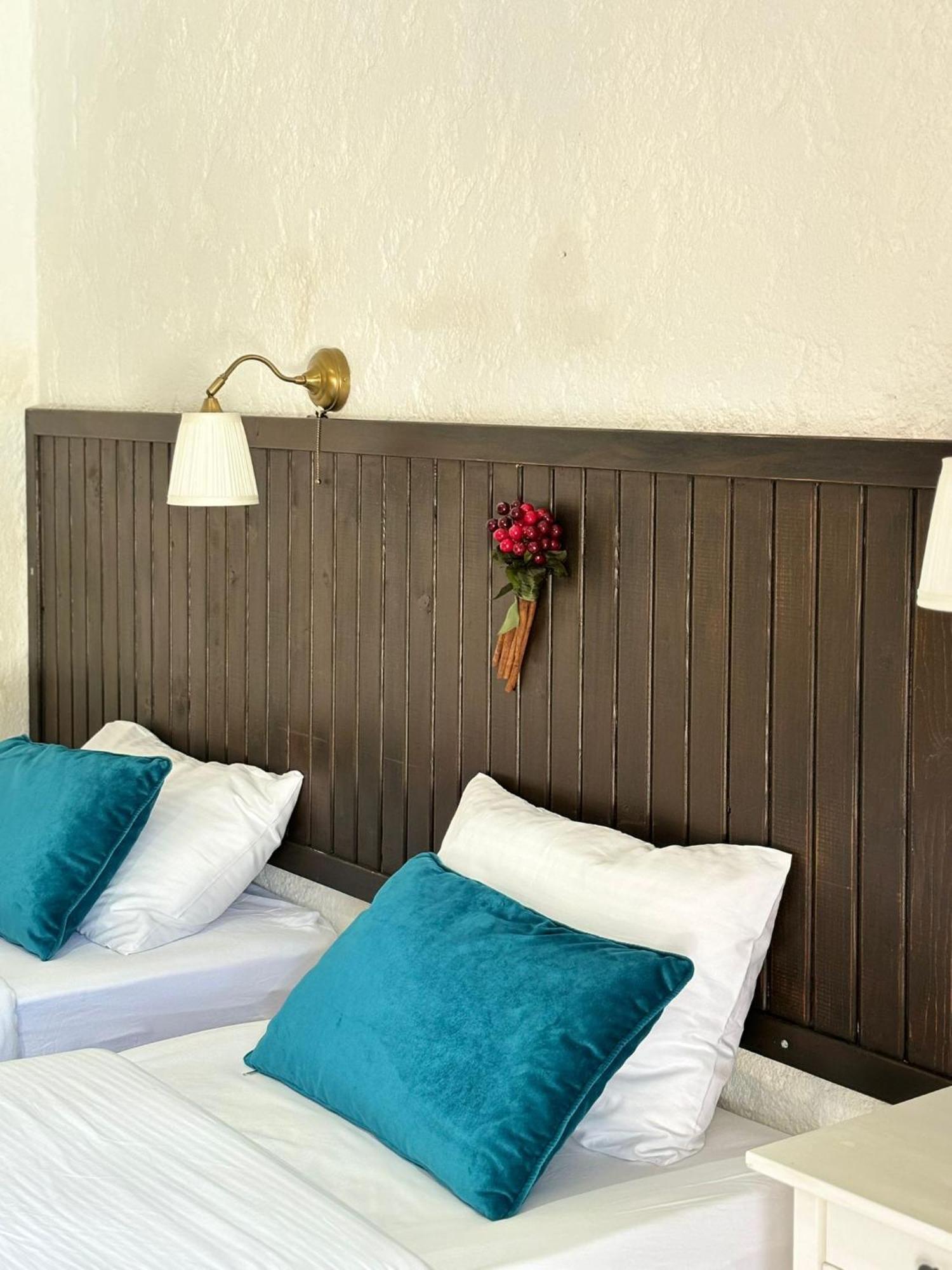 Alacati Albatross Hotel Bagian luar foto