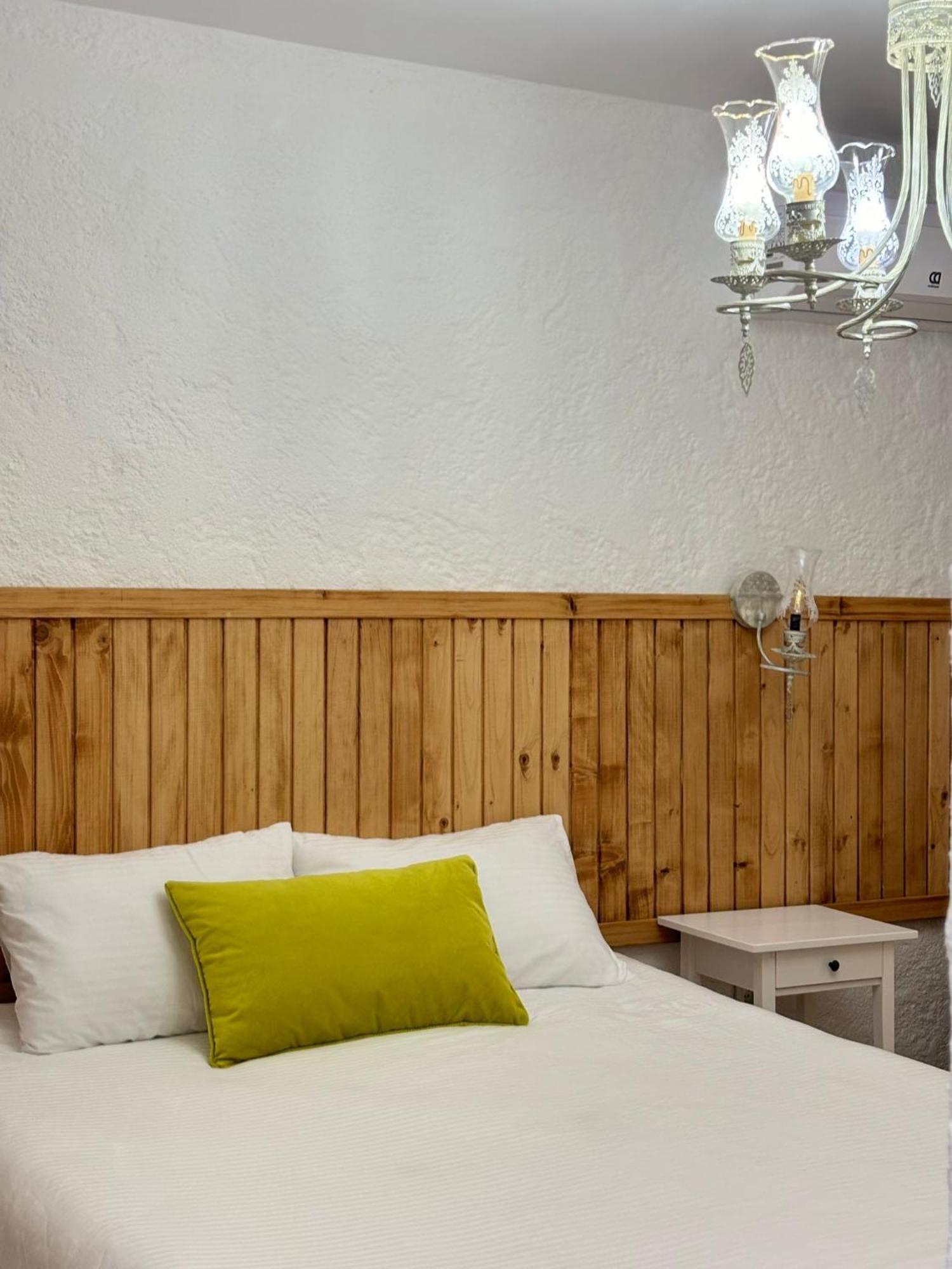Alacati Albatross Hotel Bagian luar foto