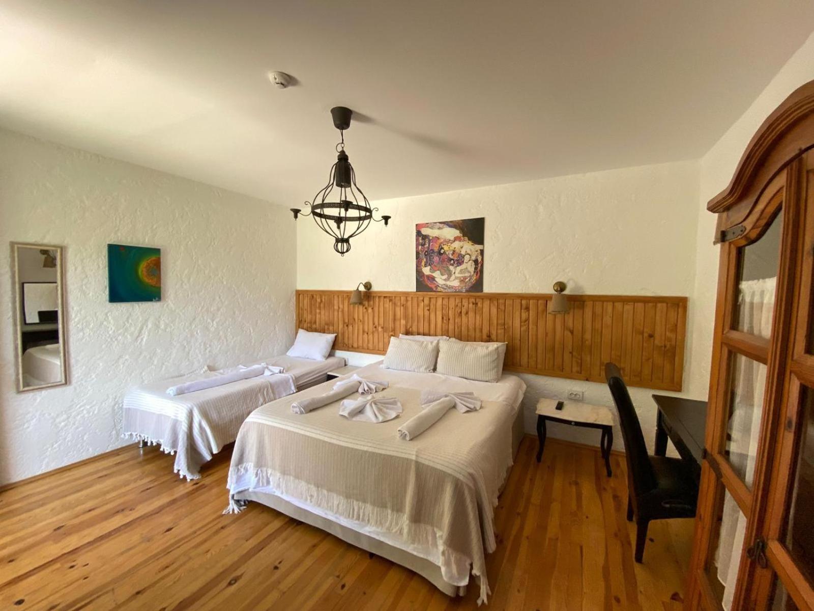 Alacati Albatross Hotel Bagian luar foto