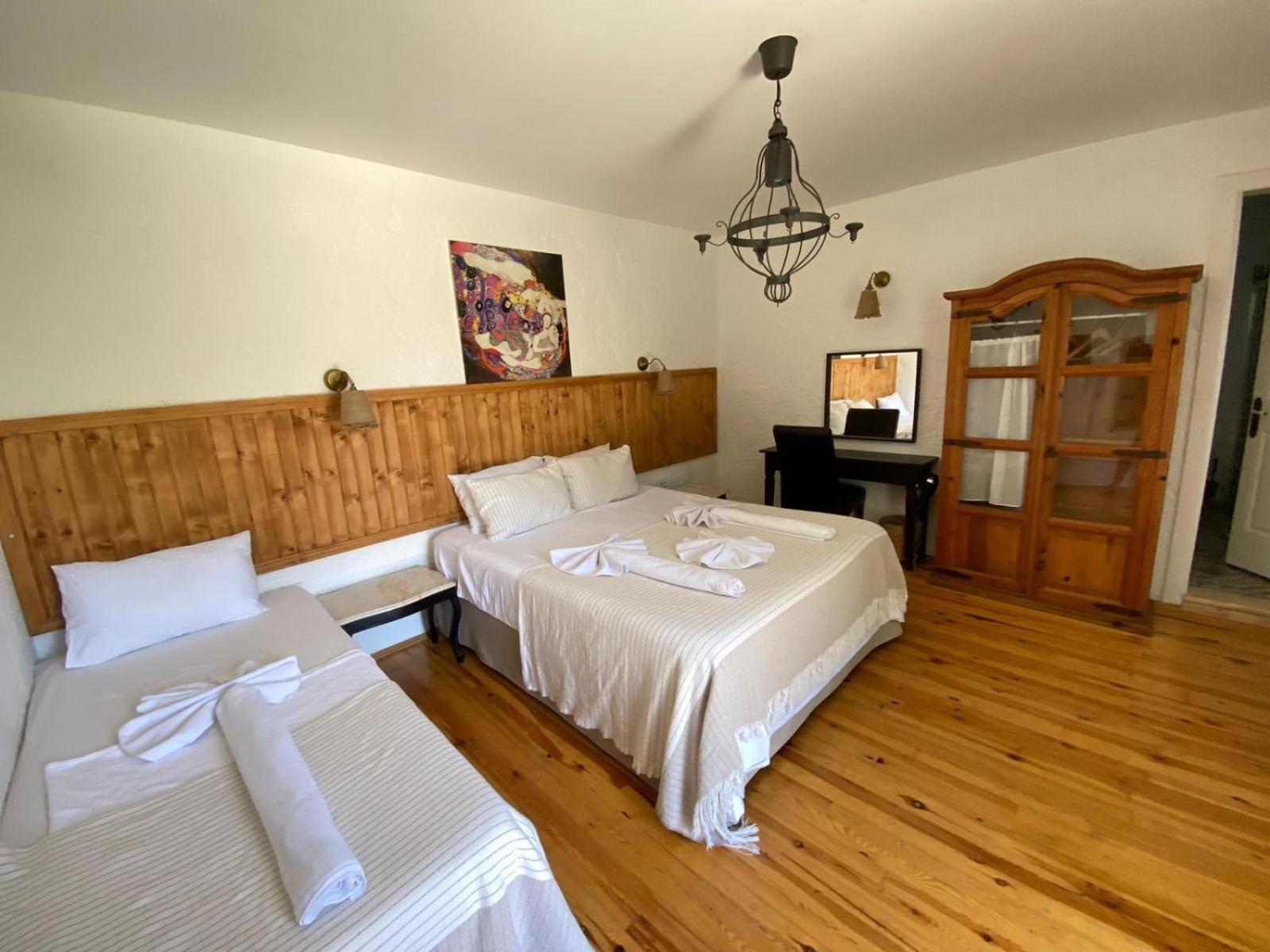 Alacati Albatross Hotel Bagian luar foto